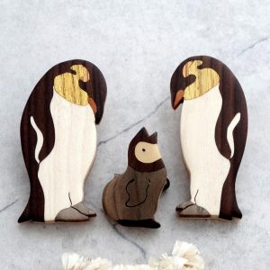 木象嵌ブローチ「皇帝ペンギン」