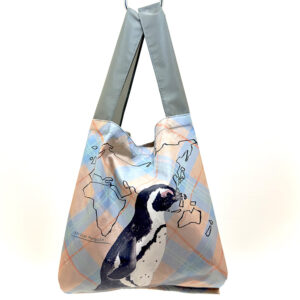 撥水で丈夫な「コンビニバッグ」