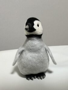 エンペラーペンギンの赤ちゃんマスコット
