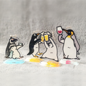 ペンギンとカンパイ！アクリルスタンドキーホルダー