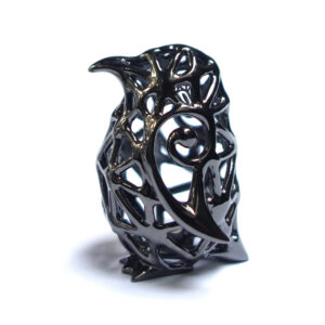 黒のペンギン立体オブジェ